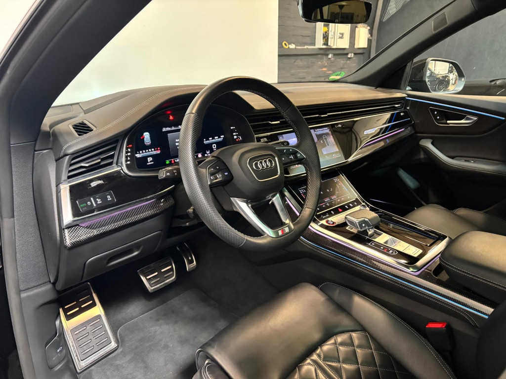 Audi SQ8