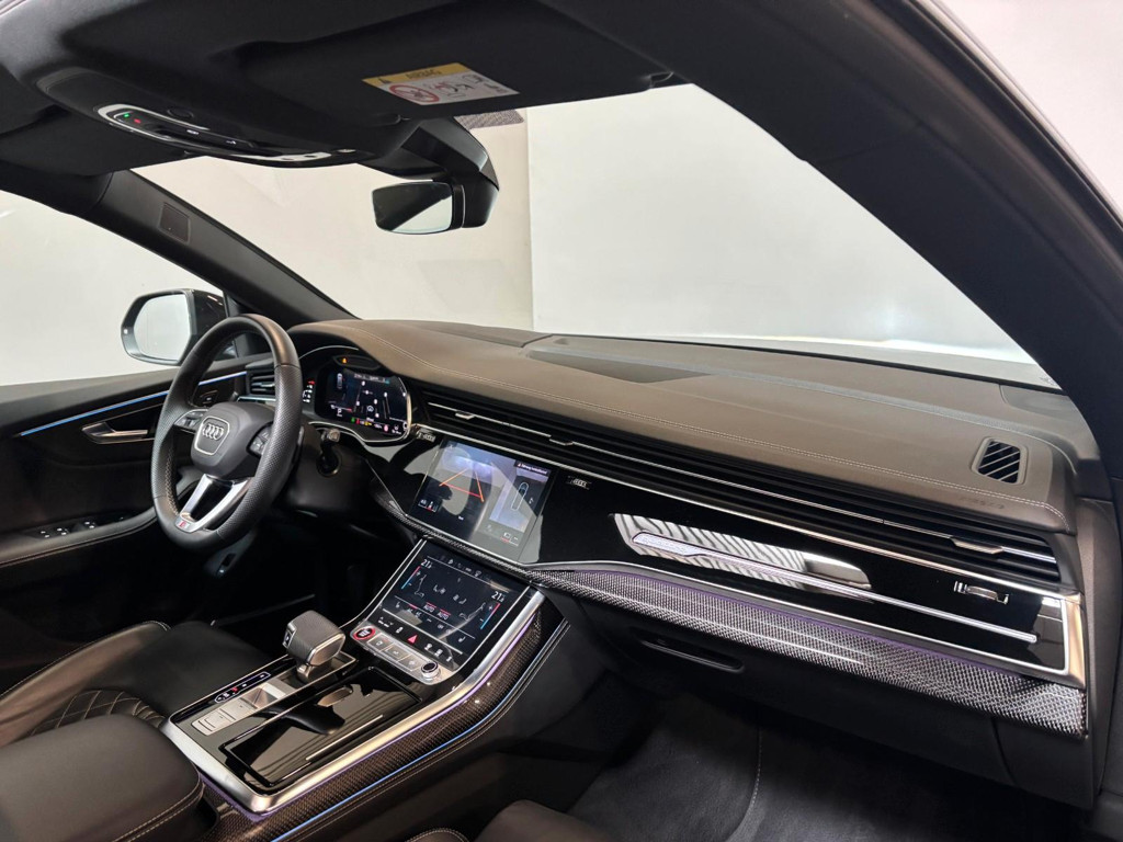 Audi SQ8