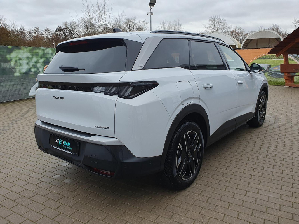 Peugeot 5008