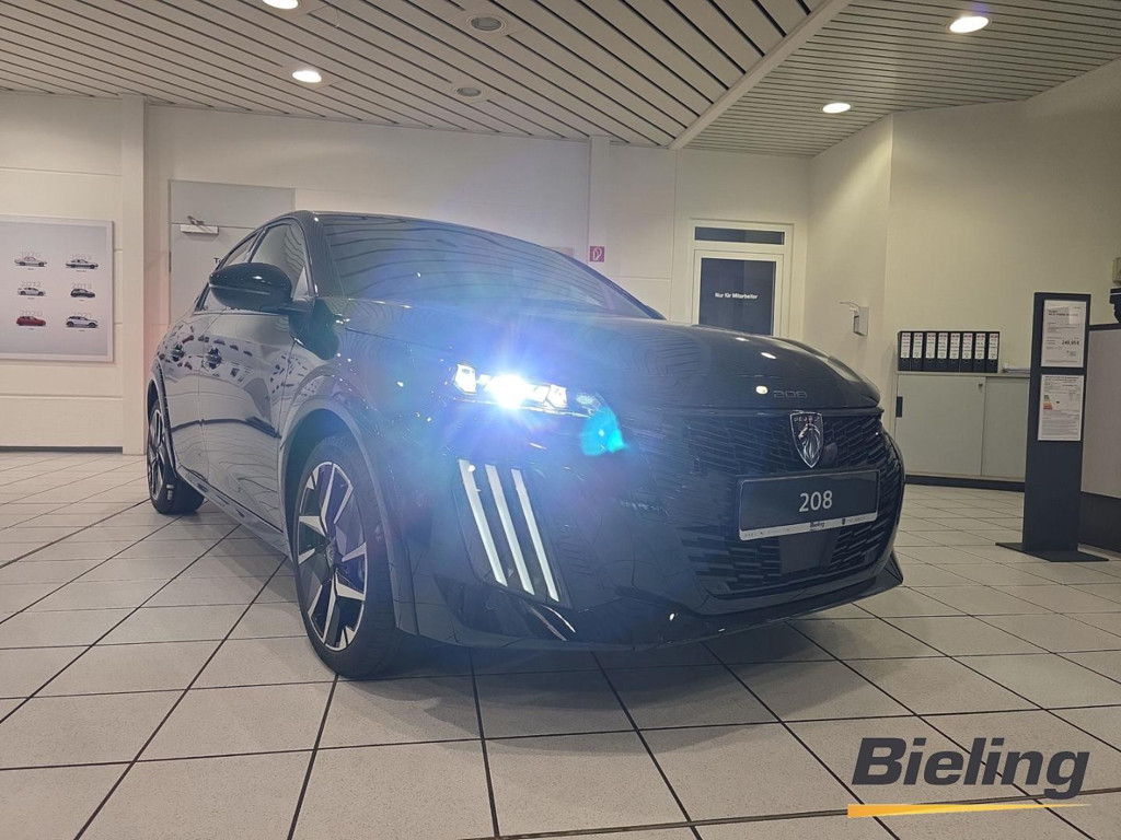 Peugeot e-208