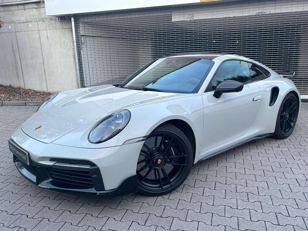 Porsche 992