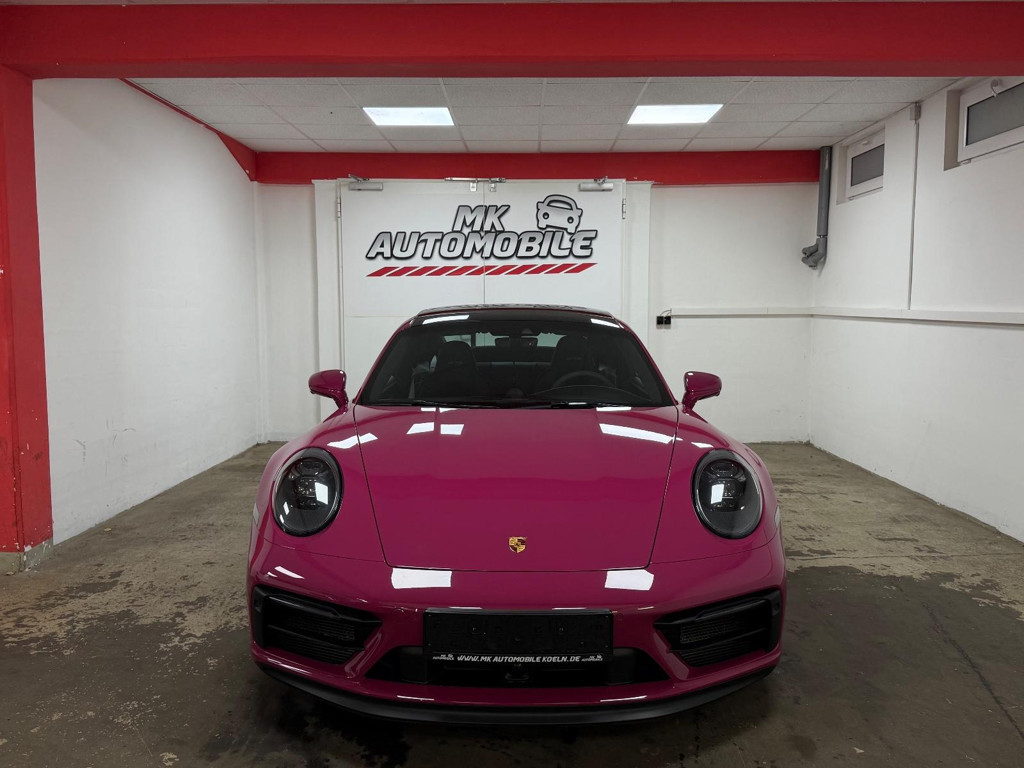 Porsche 992 GTS Carrera