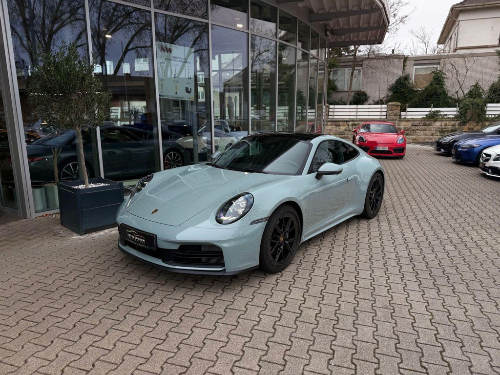 Porsche 992