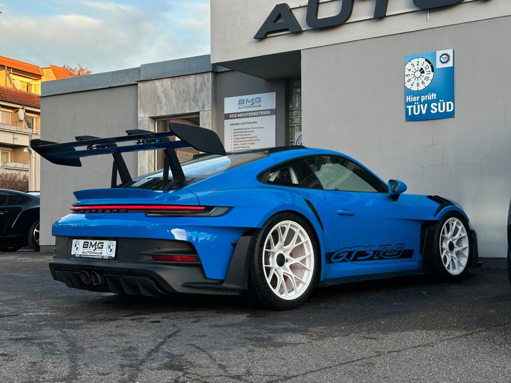 Porsche 992