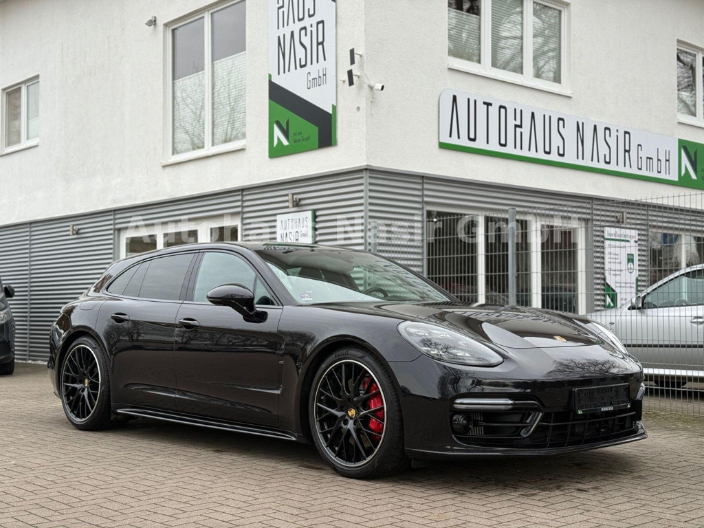 Porsche Panamera GTS Sport Turismo