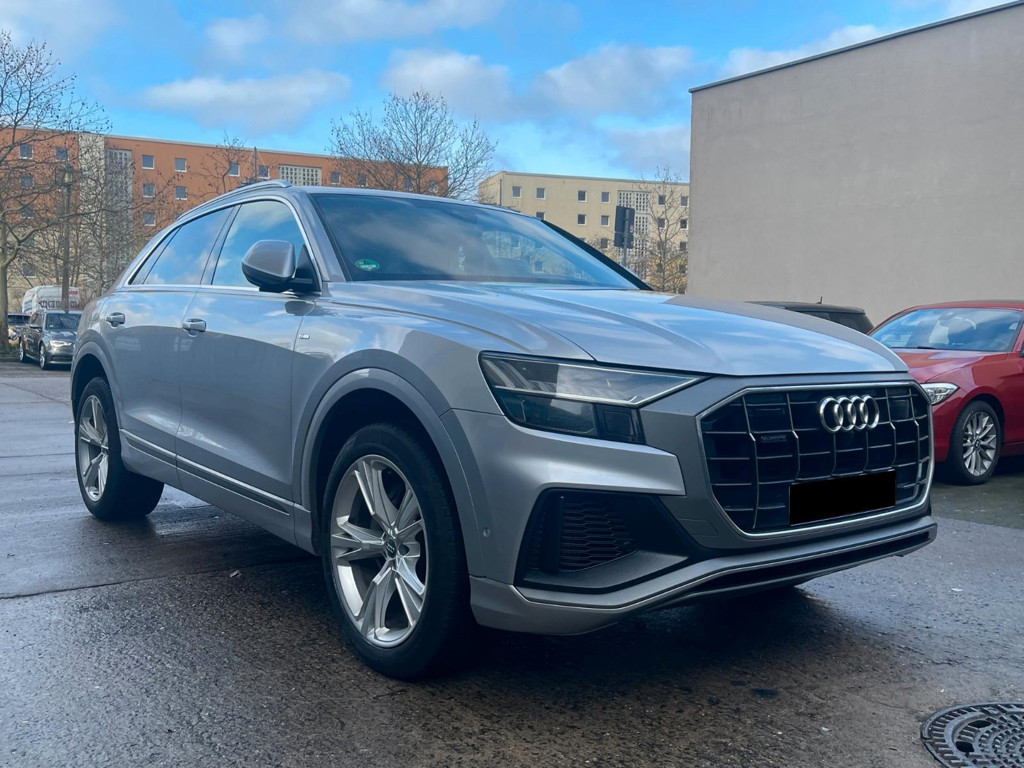 Audi Q8