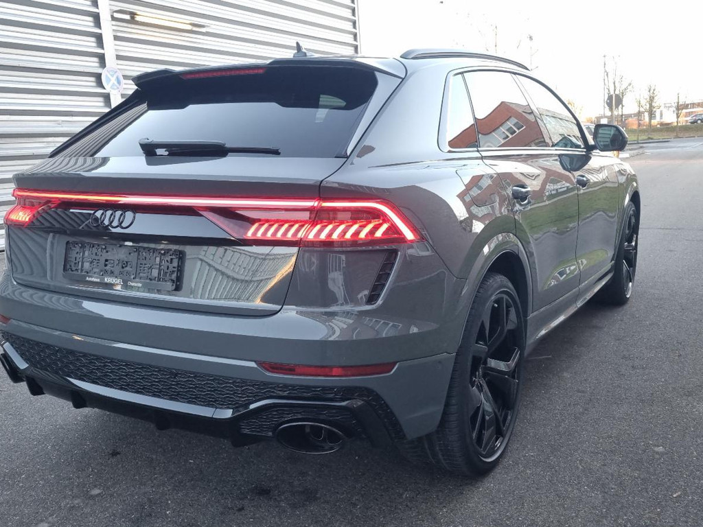 Audi RS Q8