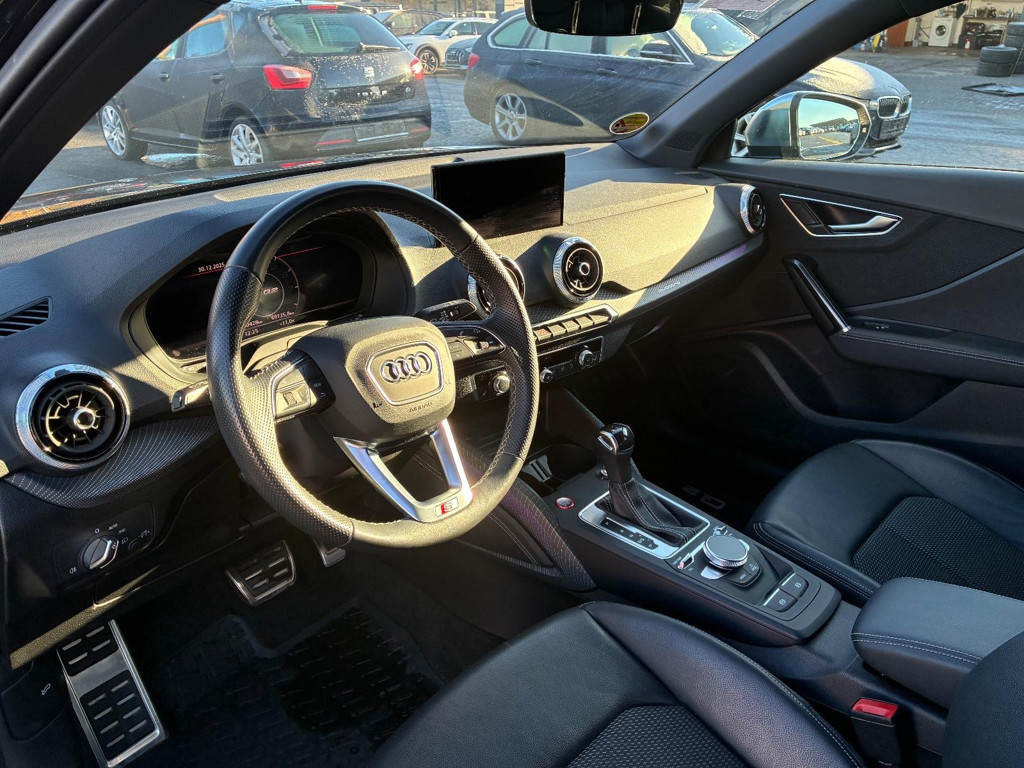 Audi SQ2