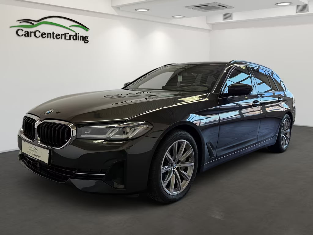 BMW 5 Serie 540 iTxDrive*Laser*ACC*Navi*AHK*Leder*Kamera*HUD*