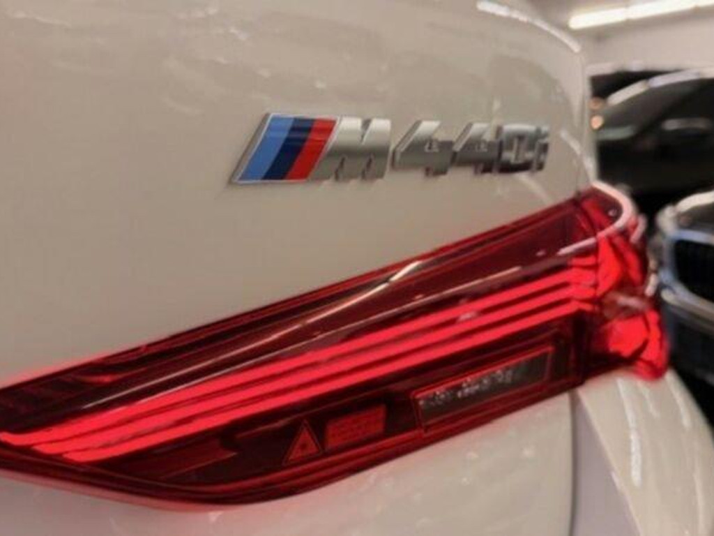 BMW M440