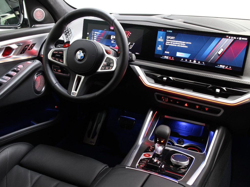 BMW XM
