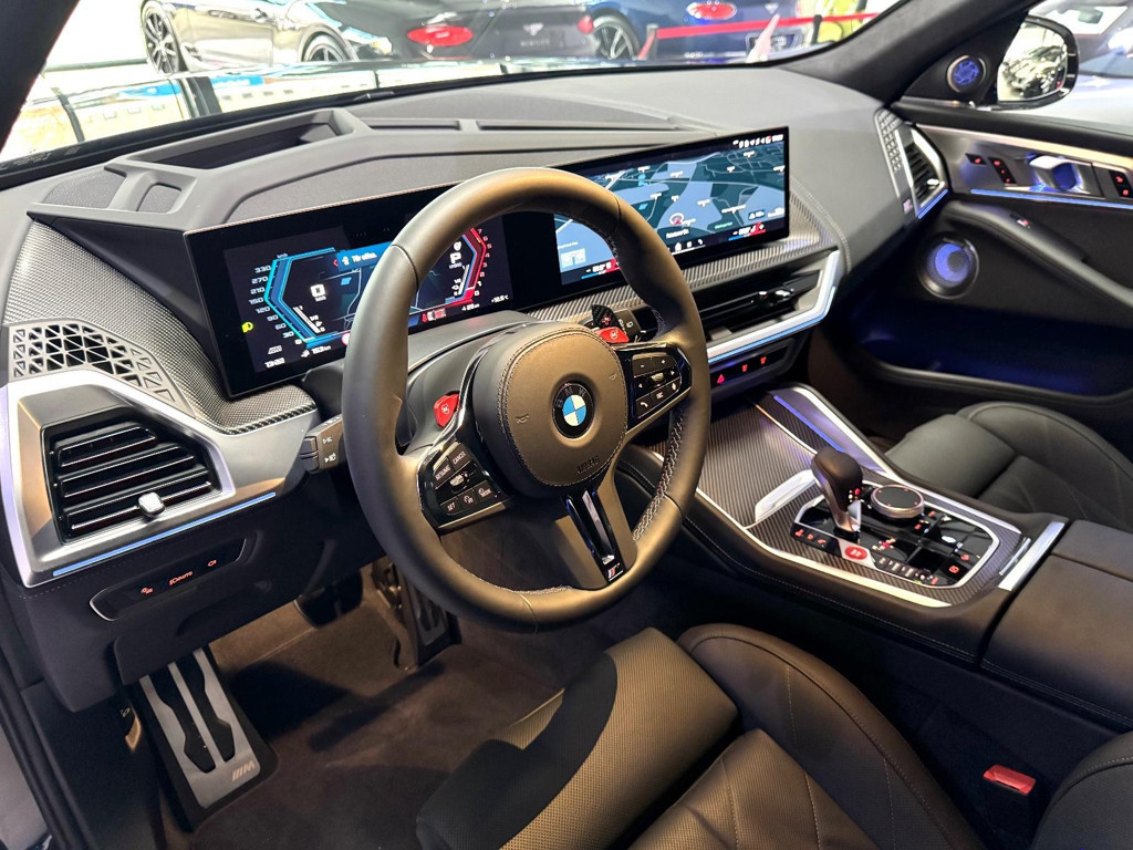 BMW XM