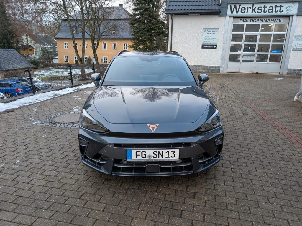 Cupra Leon Sportstourer 4Drive 2.0 TSI VZ
