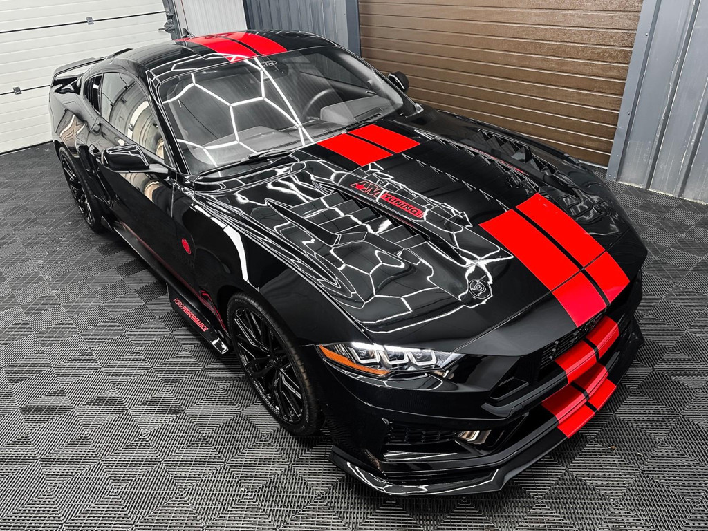 Ford Mustang Premium