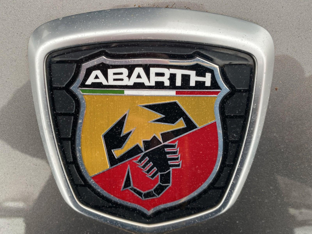 Abarth 595