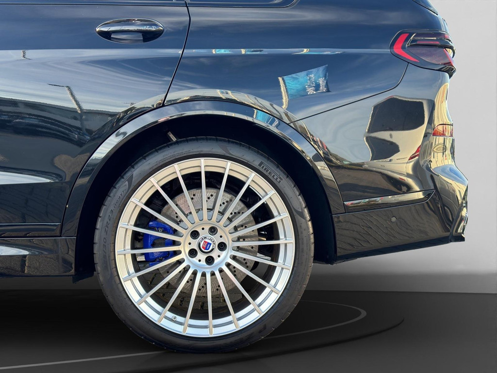 Alpina XB7