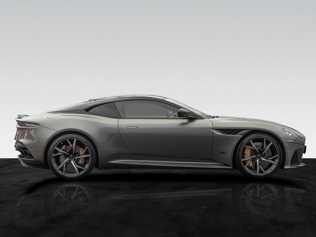 Aston Martin DBS