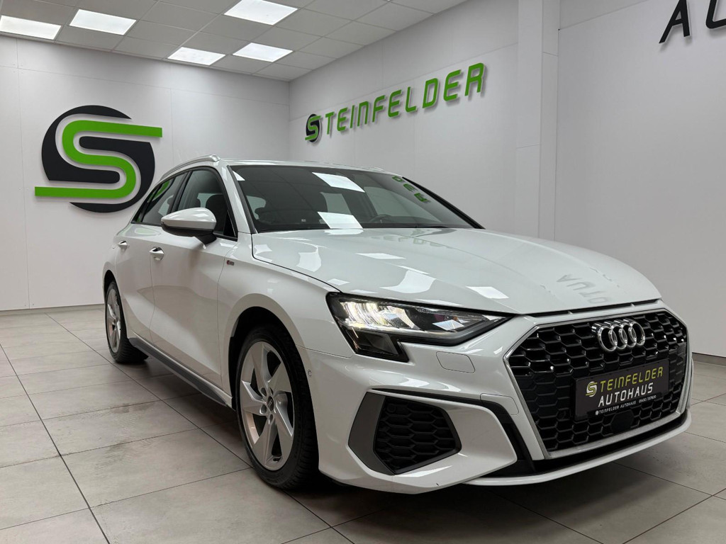 Audi A3 Sportback Sedan S-Line 35 TDI