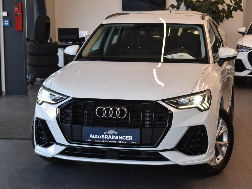 Audi Q3 S-Line S-Tronic