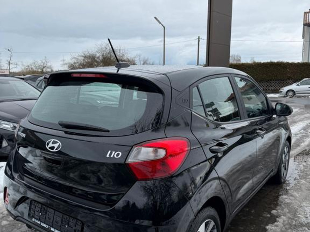 Hyundai i10