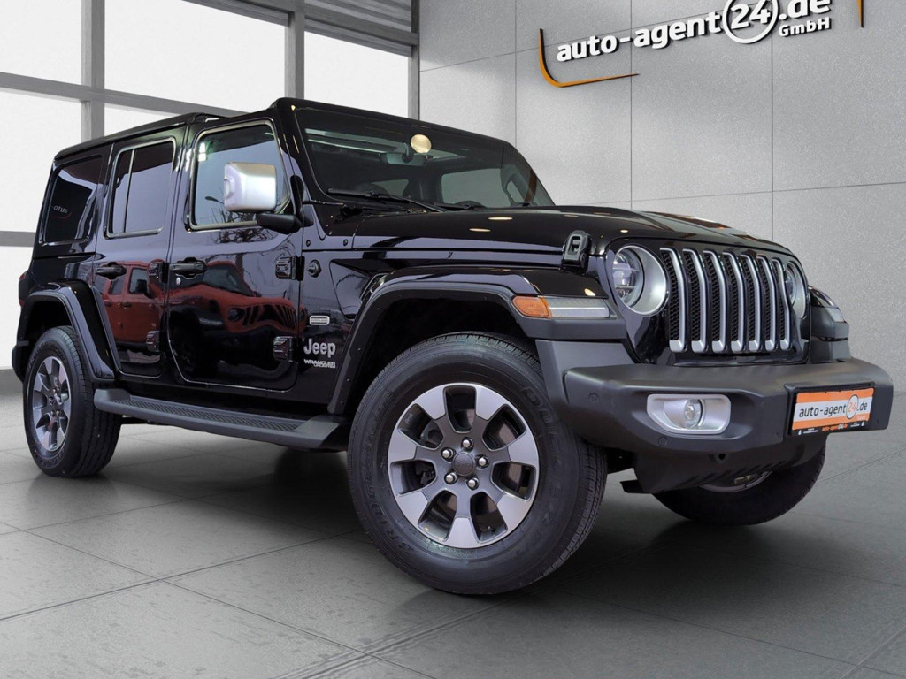 Jeep Wrangler Sahara 4x4