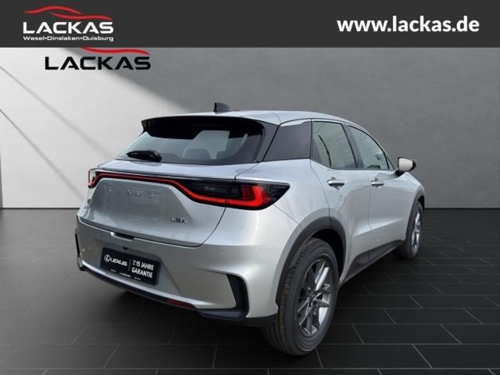 Lexus LBX