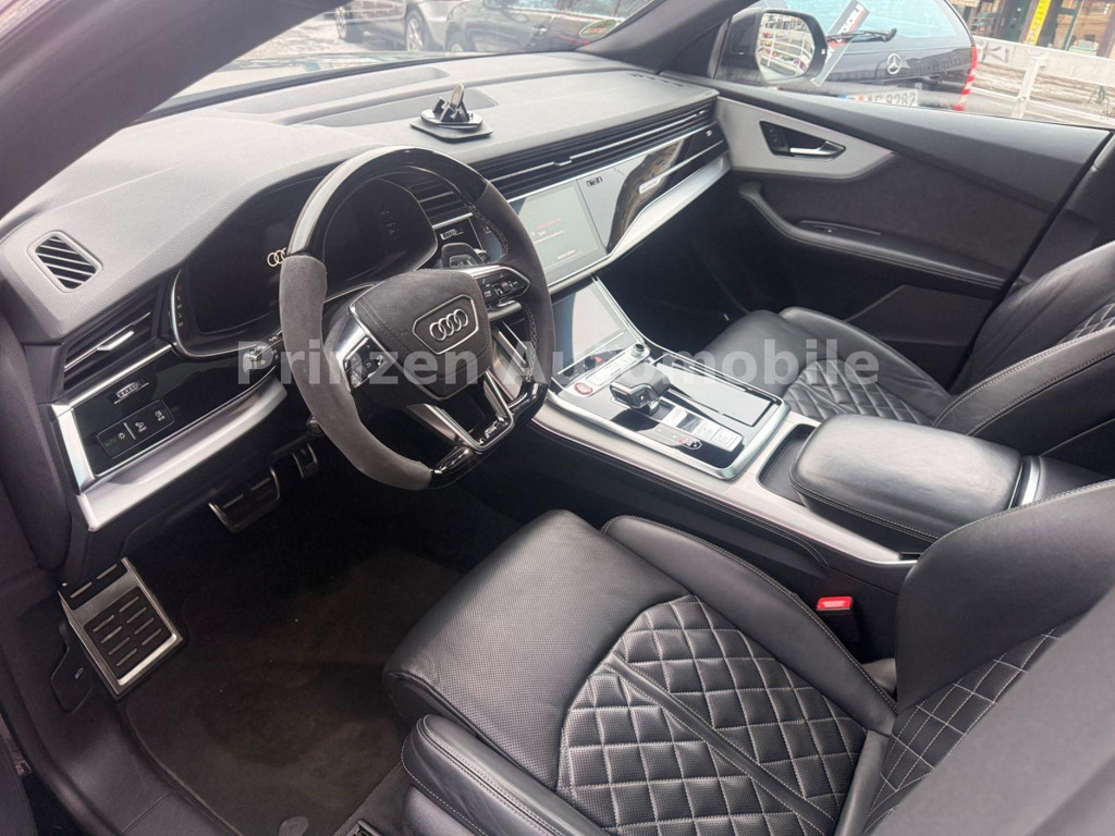 Audi SQ8