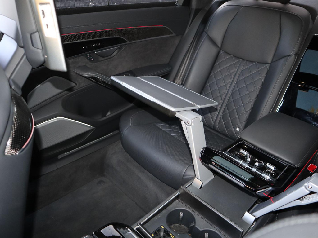 Audi A8 S-Line Hybride Lang