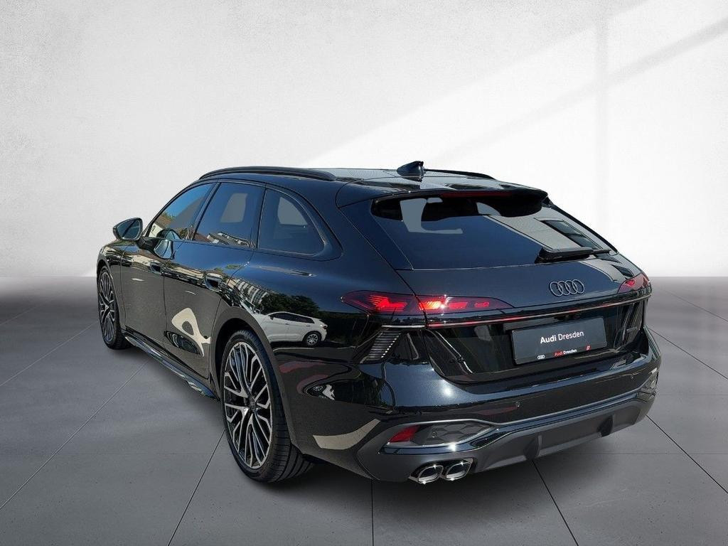 Audi A6 Avant Quattro S-Tronic