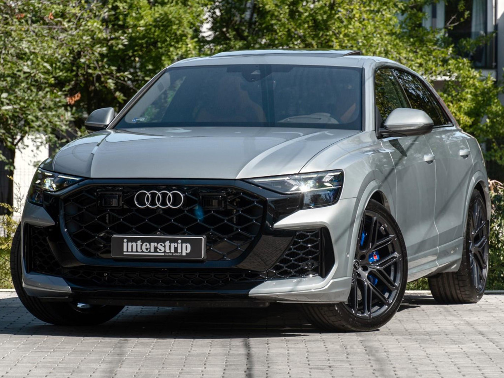 Audi RS Q8 Performance