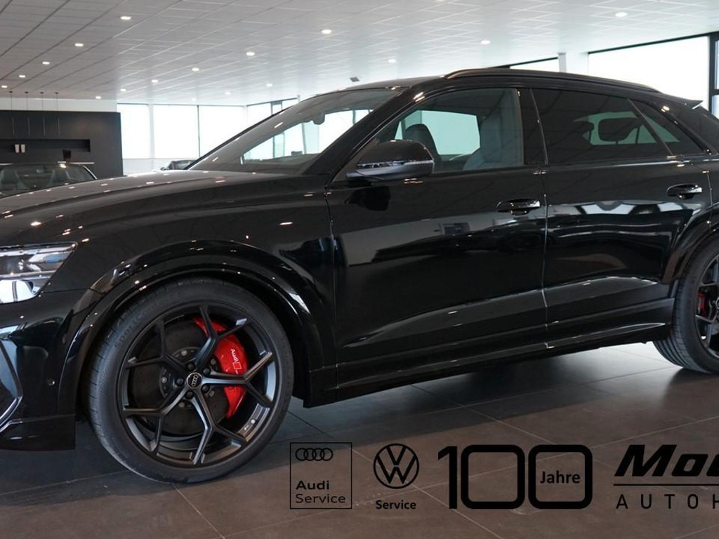 Audi RS Q8 Performance