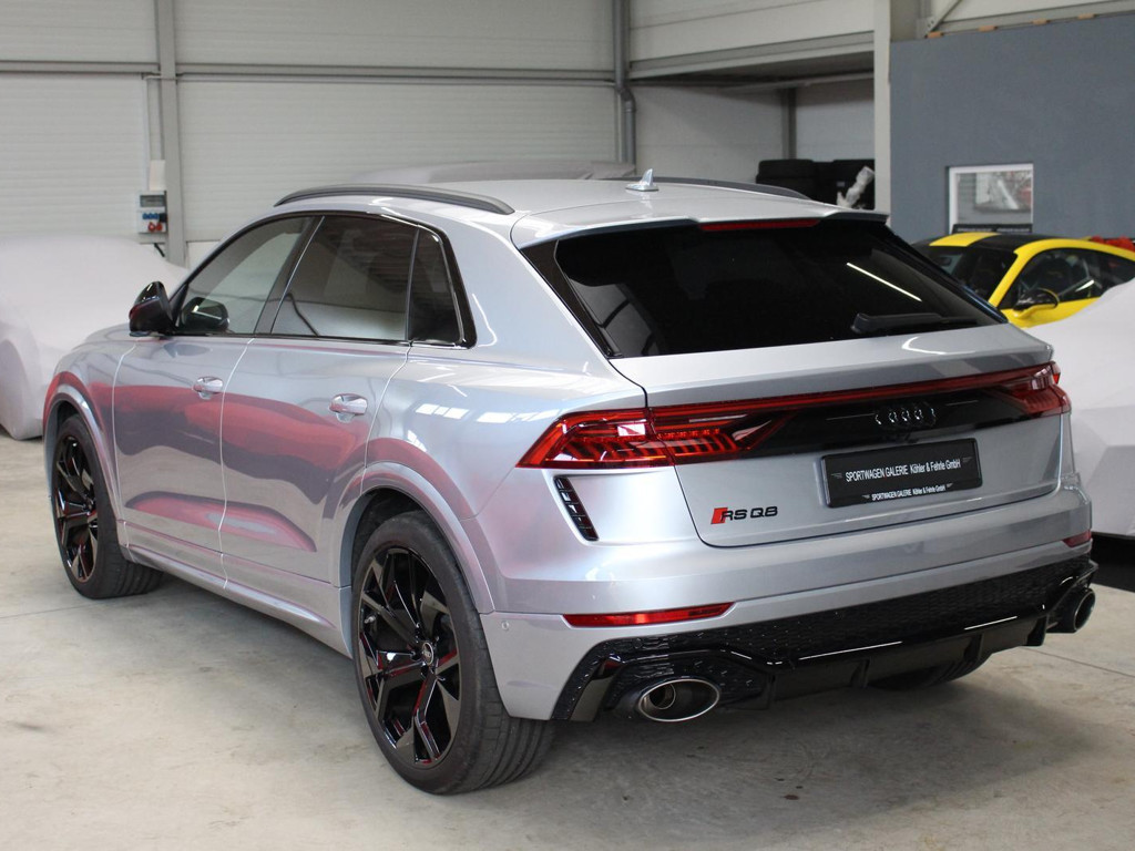 Audi RS Q8