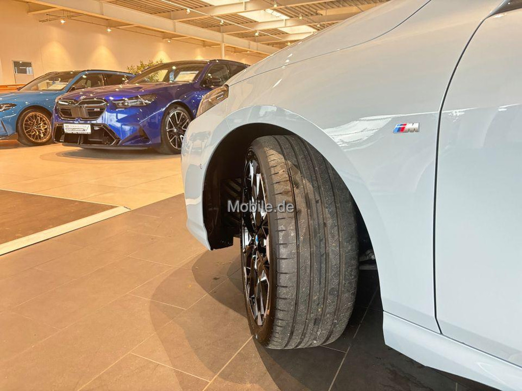 BMW 1 Serie 135 xDrive Sedan