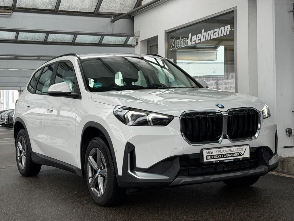BMW X1 xDrive23d AHK/HUD/ACC/360/Qi GARANTIE-07/2029