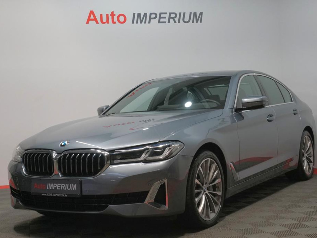 BMW 5 Serie 530 Luxury Line xDrive Sedan 530d