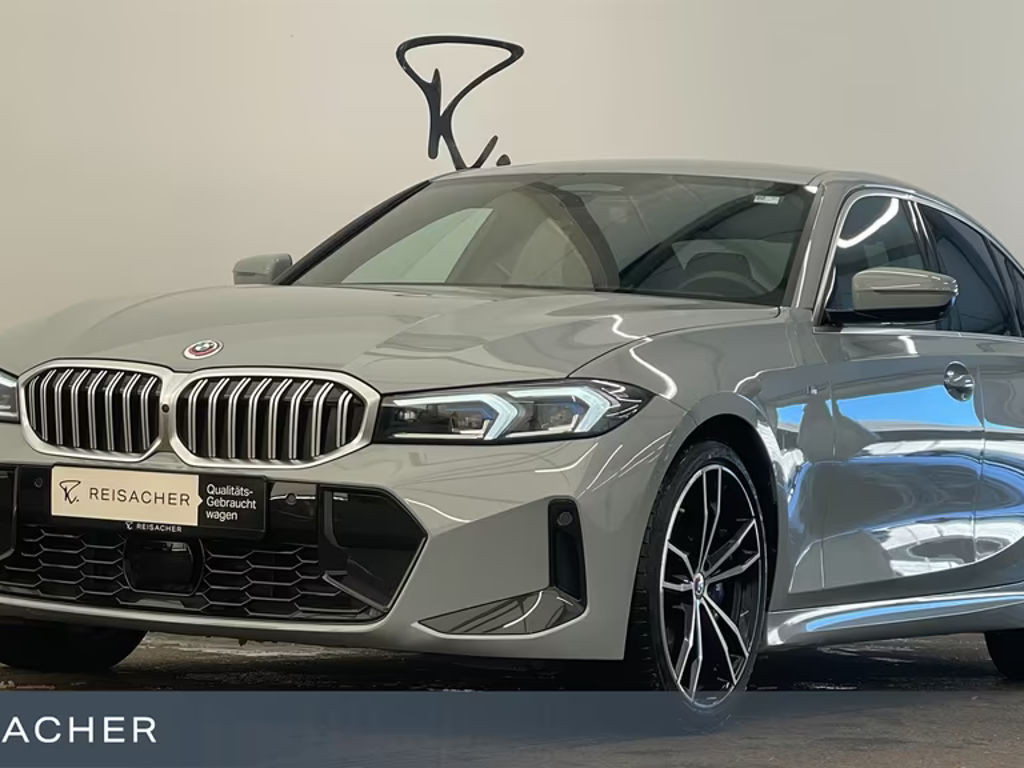 BMW 3 Serie 330 M-Sport xDrive Sedan 330i