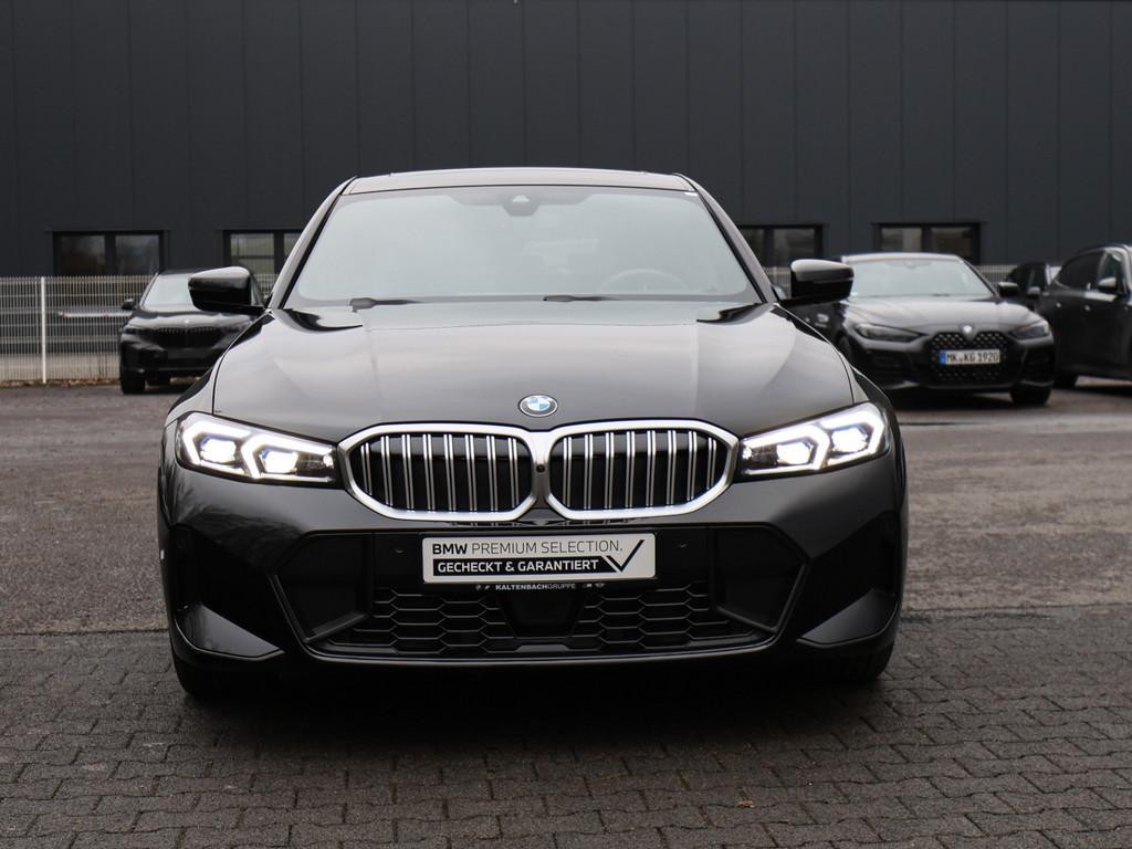 BMW 3 Serie 320 M-Sport Sedan 320i