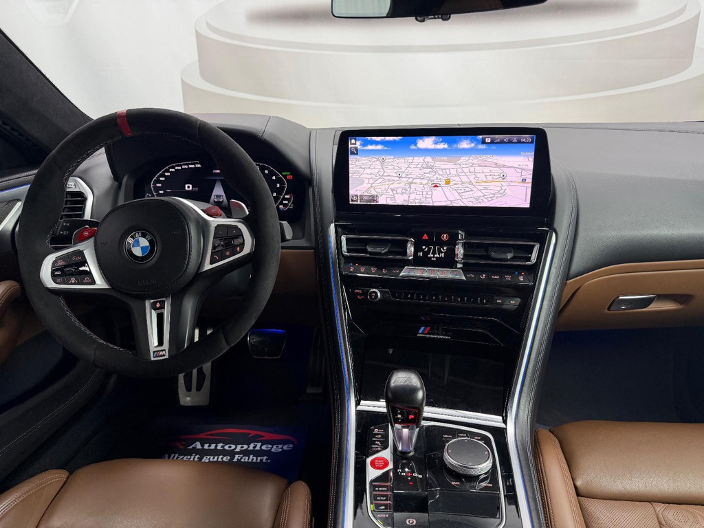 BMW M8