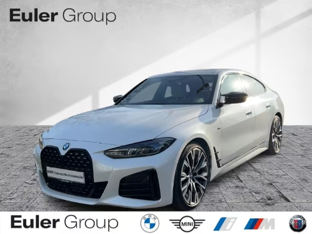 BMW M440 Coupé Sedan M440i