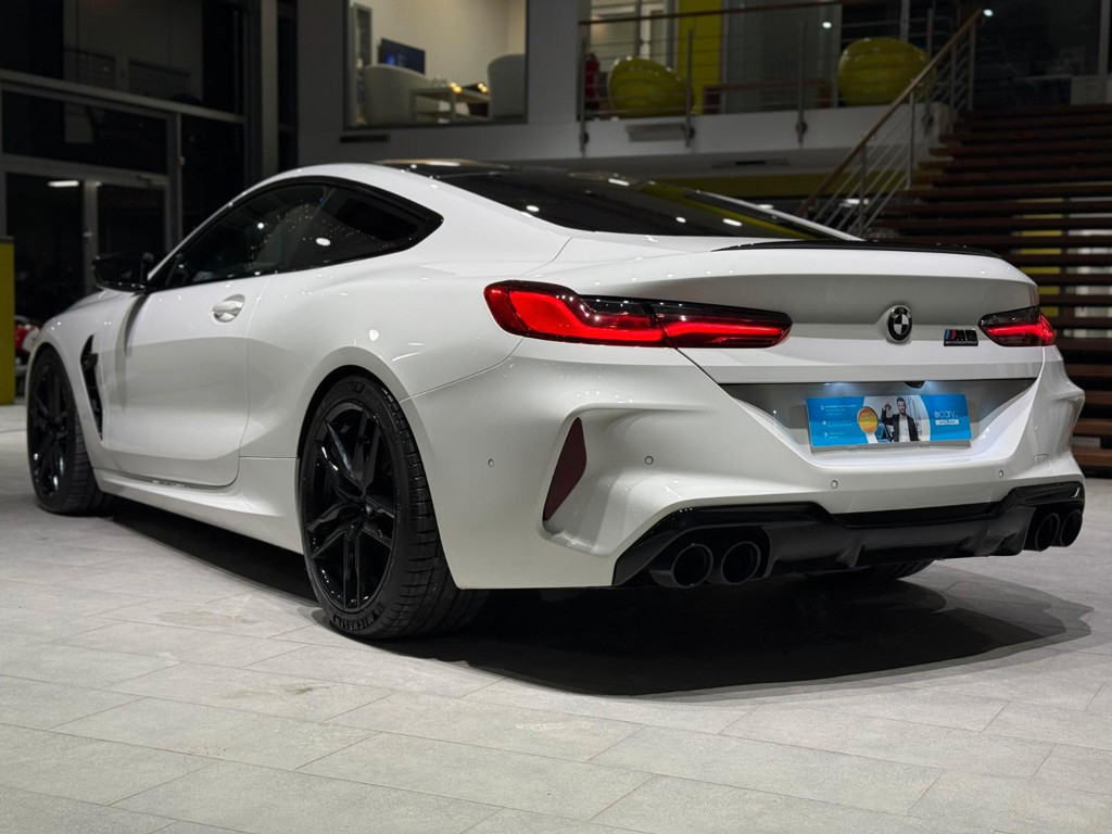 BMW M8