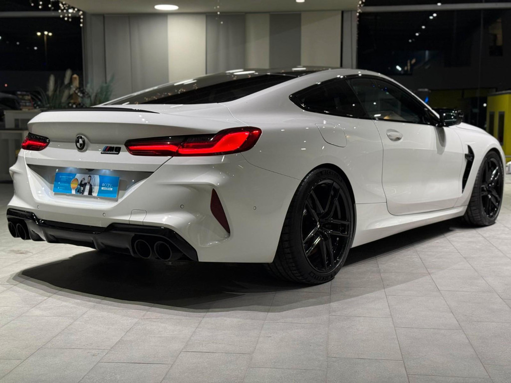 BMW M8