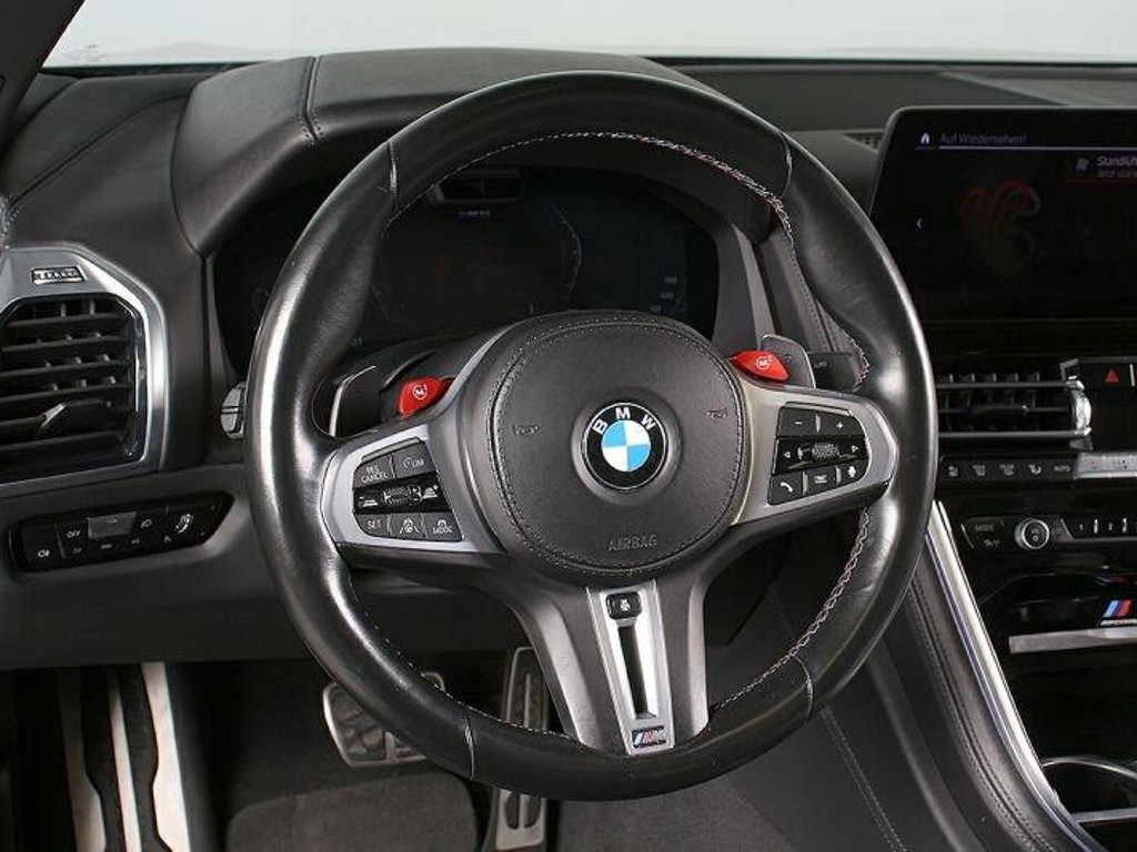 BMW M8