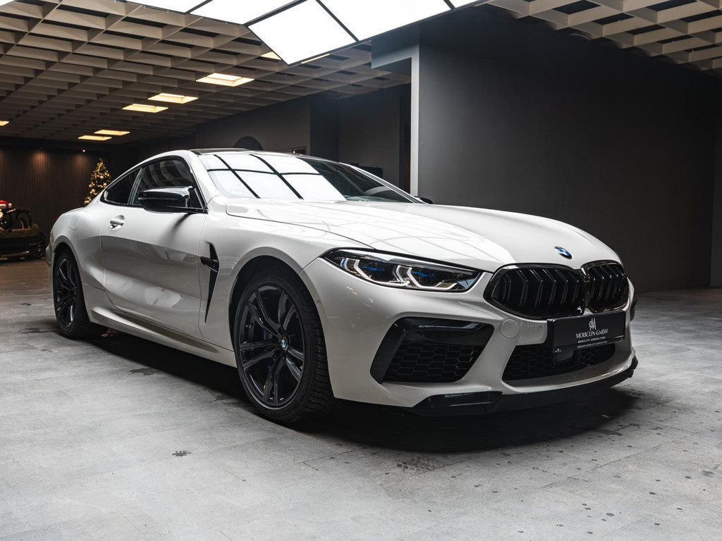 BMW M8