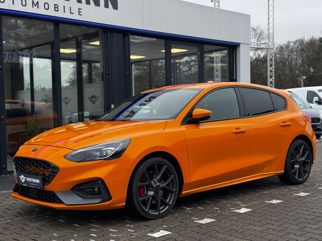 Ford Focus Limited ST Line