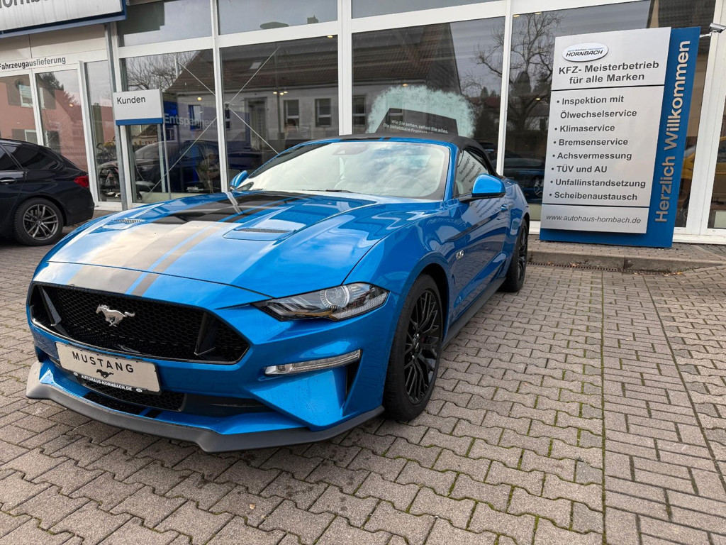 Ford Mustang Convertible GT 5.0 V8