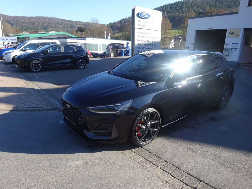 Ford Focus ST Line
