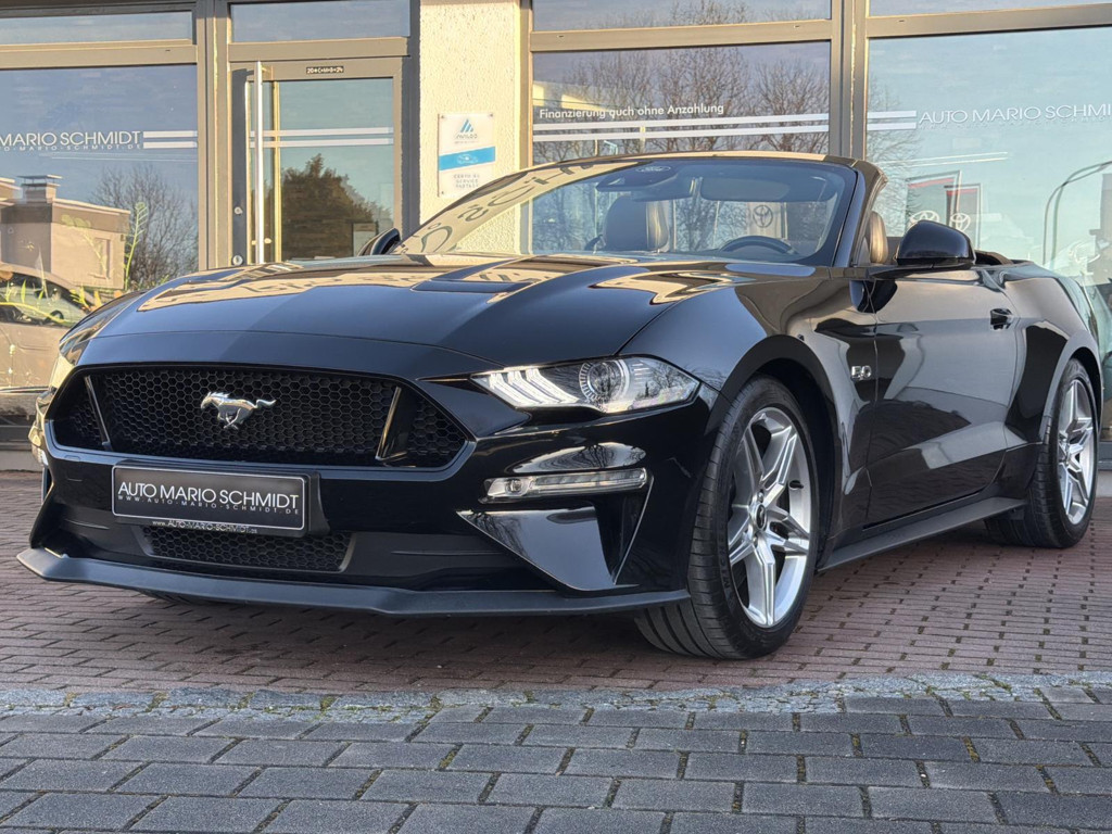 Ford Mustang Convertible GT 5.0 V8