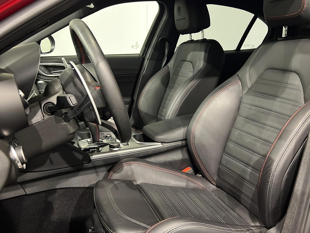 Alfa Romeo Giulia Q4