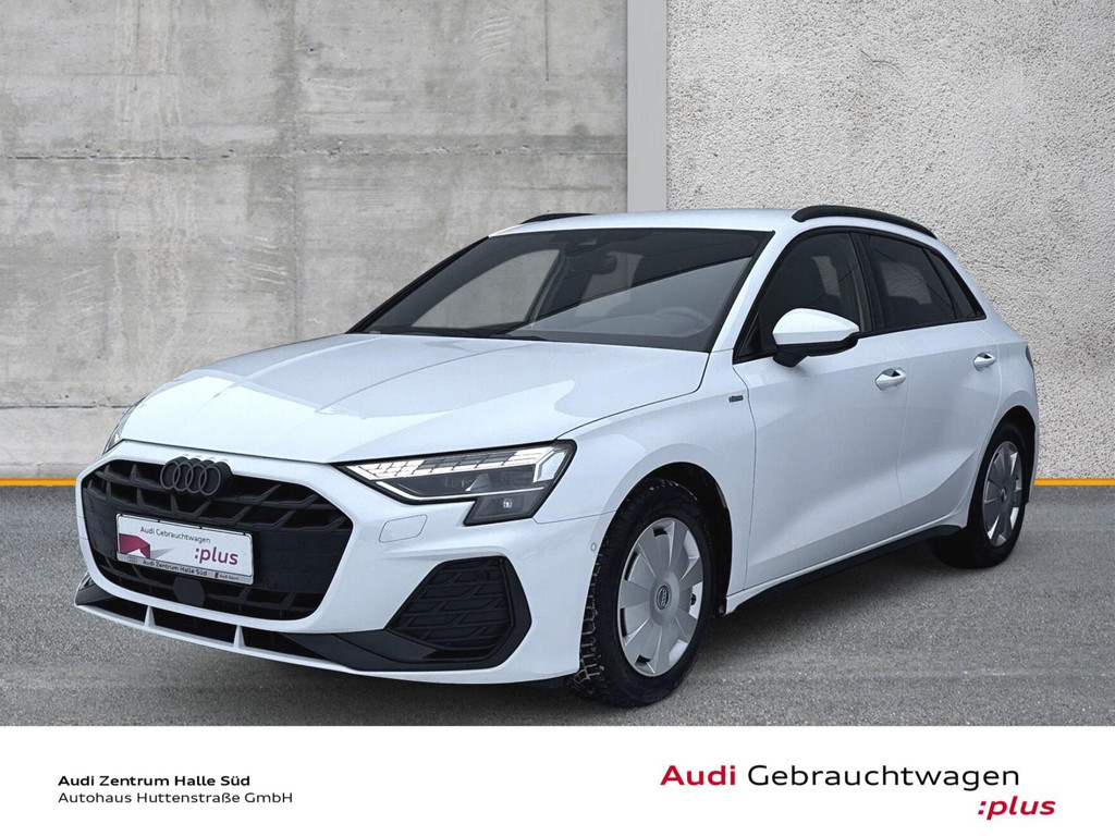 Audi A3 Sportback Sedan S-Line 30 TFSI