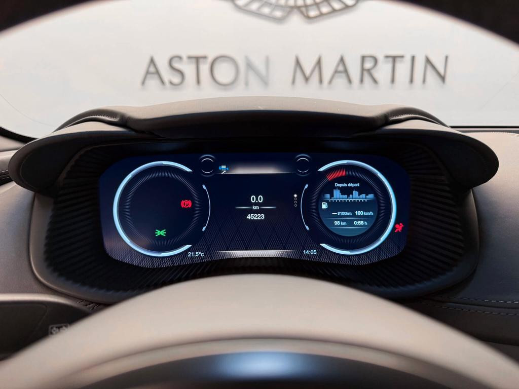 Aston Martin DBX